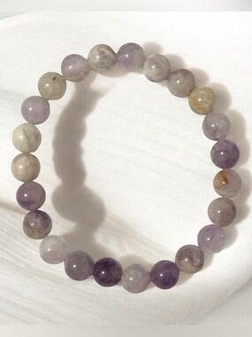 Elegant Lavender Quartz Bracelet